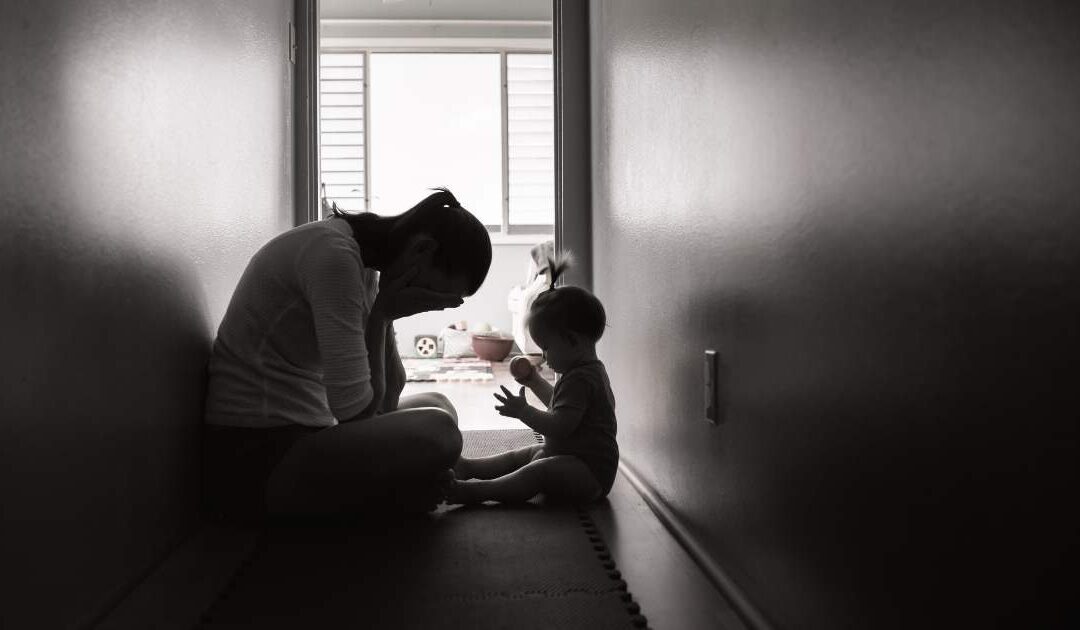 6 Tips For Managing The 4th Trimester & Postpartum Depression